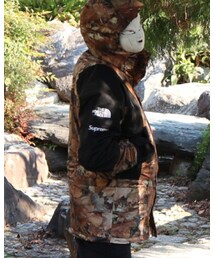 Supreme  | マウンテンパーカー