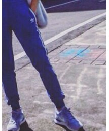 adidas | チノパンツ