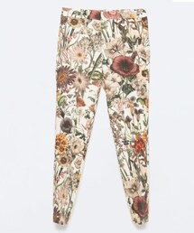 ZARA | フラワープリントパンツ
エクリュ色
2289/659(その他パンツ)