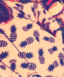 H&M | パイナップル(スウェット)