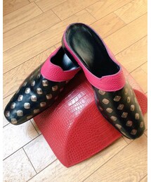 HERMES × SAINT LAURENT | SAINT LAURENTとHERMESからコラボ商品のデザイン依頼がきたので作ったサンプル品。SAINT LAURENTのレザーをメインにHERMESのレザーを使って作ったレザーサボ。※非売品(サンダル)