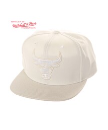 Mitchell&Ness | Chicago Bulls Winter White SnapBack(キャップ)