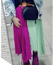 hal + | スカート