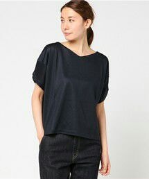 un dix cors | デザインドルマンVカットソー(Tシャツ/カットソー)