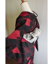 赤と黒　モダンダイア　ウール着物(浴衣)