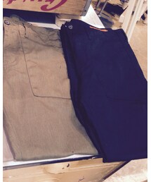 grn | チノパンツ