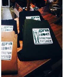 grn | チノパンツ