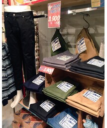 grn | grn今年のS/Sの目玉の１つとも言えるストレッチチノパンツ。priceも今回はワンマーク下げ、より多くのお客様にオススメしたいパンツとなっています。(チノパンツ)