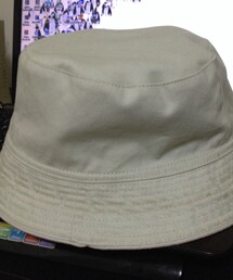 UNKNOWN. | ハット