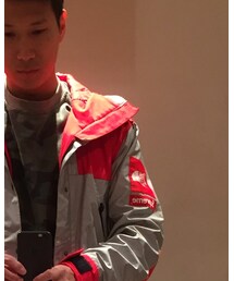 Supreme  | マウンテンパーカー