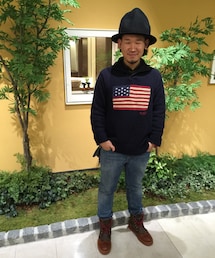 CURIONE | にやにやしています。(ハット)