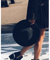 JANESSA LEONE | ハット