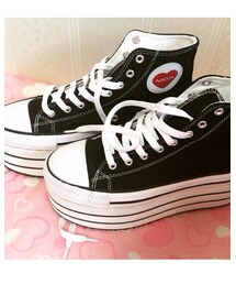 NADIA FLORES EN EL CORAZON | スニーカー