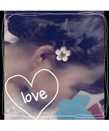 黒シュシュと白のお花✿のピン(その他ヘアアクセサリー)