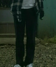 不明 | スラックス