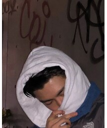 GU | パーカー