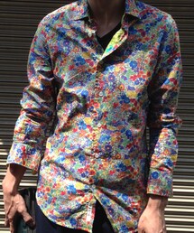 GANESH | リバティーシャツ
ガネーシュ10周年？15周年の記念で作られたアイテムだったと思います。

パターンはリバティーシャツのもので
仕立てもちゃんとイタリアメイドです。(シャツ/ブラウス)