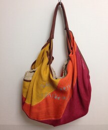 collection PRIVEE? | ポップサックリネンで仕上げたワンショルダーバッグ
ハンドルとライナーがレザー仕様🎵
夏っぽいビタミンカラー(ショルダーバッグ)