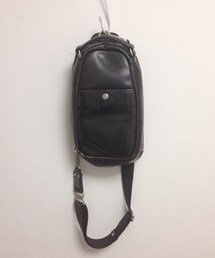 HERGOPOCH | ワンショルダーのレザーバッグ
姫路のタンナーさんのしっかり目の牛革です。(ショルダーバッグ)