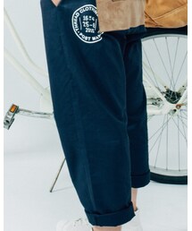 thread | チノパンツ