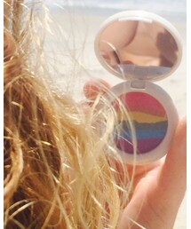 SquibeeS & MODE flip | beachbeach style rainbow eye shadow, surf Martha's Vineyard (ファンデーション)