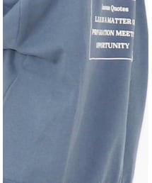 Per sist ence | Per sist enceからUSコットンを使用したモックネックが登場。 ウエストの絞りのないゆったりとしたトレンドのシルエットデザイン。 秋口の一枚着から冬はジャケットやコートにも合わせられるアイテムです。 (スウェット)