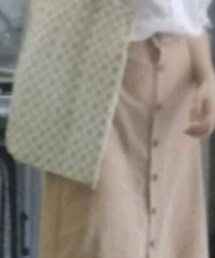 undefined | スカート