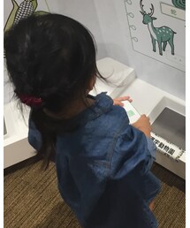 ヘアアクセ | かなり崩れていますが😭秋らしくベロア地のボルドーのリボンつけてます☺️(バレッタ/ヘアクリップ)