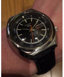 SEIKO 5 | ベルトは革に交換(アナログ腕時計)