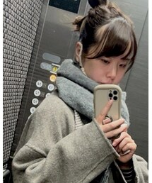 Mila Owen | マフラー