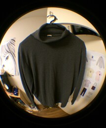 GU | ジーユー。

セールで300円くらい。

ヘビロテです。(Tシャツ/カットソー)