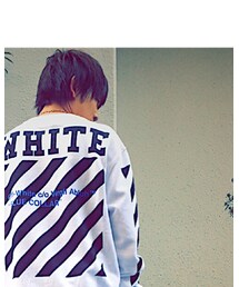 off white | トップス