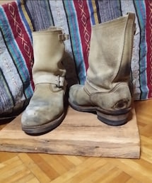 RED WING | RED WING 8268　右足のかかとがバイクのマフラーで焼け焦げ、左足のつま先は原付に当てられ穴が開いてしまったけど修理した。かなりの衝撃だったけどスチールトゥだから痛くなかった。(ブーツ)