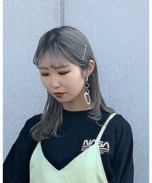 NADIA FLORES EN EL CORAZON | ヘアピン