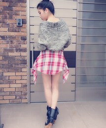 . | シャツ/ブラウス