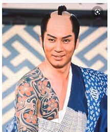 遠山の金さん | 片側ずらしの大先輩👌キマってる〜🙆‍♂️(ポスター/アート)