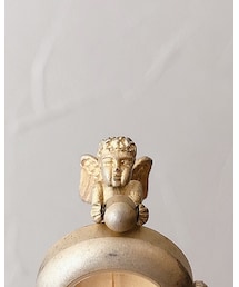 老け顔天使の拡大 | 天使というより大仏😂(アナログ腕時計)