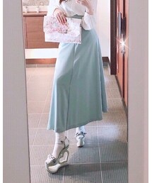 GU | ストンと落ちるシルエットがキレイ♡(スカート)