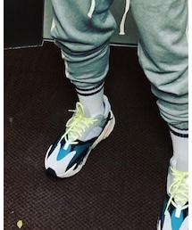 Yeezy | スニーカー