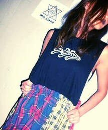 SWIVEL SLUM DIVE
BONES SLEEVELESS T

BLACK(Tシャツ/カットソー)