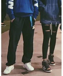 adidas | チノパンツ