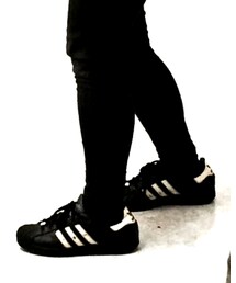 adidas | スニーカー