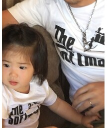 パパとママもお揃い♡ | パパは白、ママは黒でTシャツお揃い♡(Tシャツ/カットソー)