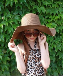 4ever Pink | Brown big brimmed straw hat
http://item.rakuten.co.jp/4ever-pink/10000660/
(ハット)