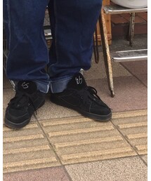 ES | スニーカー