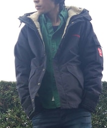 NODERN AMUSEMENT | マウンテンパーカー