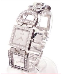 D&G | すごくお気に入りでずーっと愛用！冬はひんやりするけど💦(アナログ腕時計)
