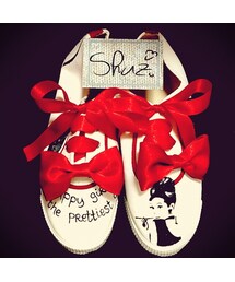 Shuz♡
クロアチアのスニーカーブランド♡

一つ一つハンドペイント♡(スニーカー)