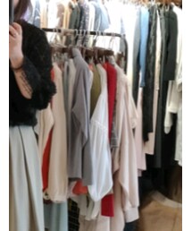 be happy  | トップス