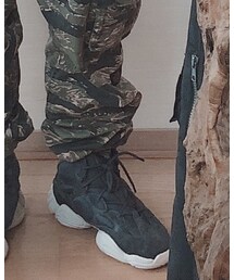 Yeezy | スニーカー